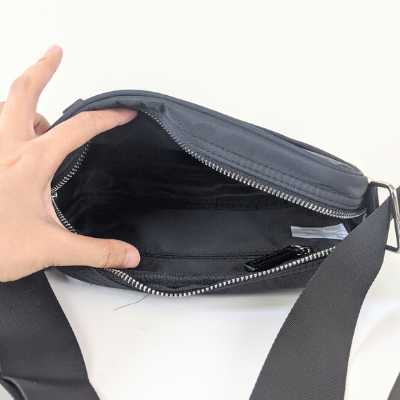 Madden Girl Recycled EW Crossbody Bag - Picture 4 of 5